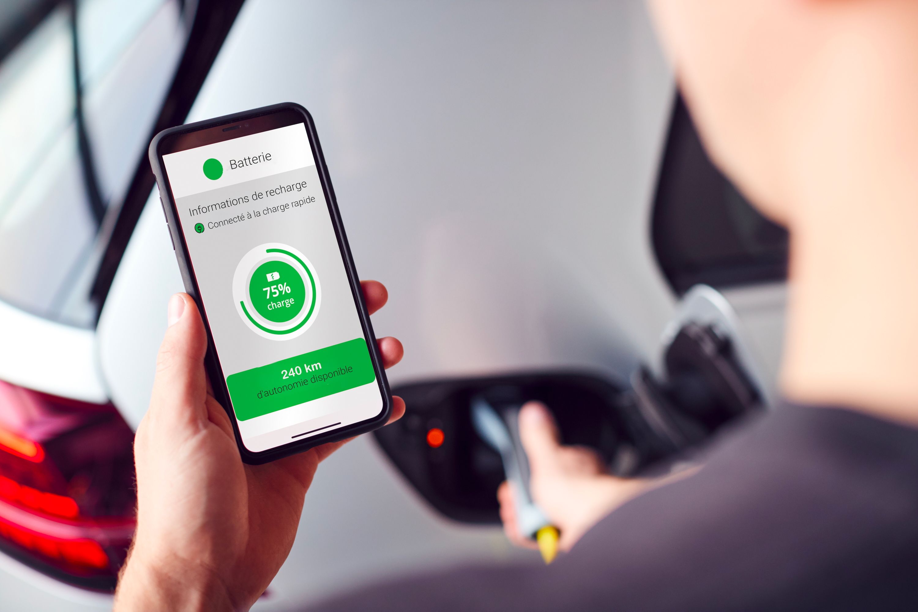 Smartphone qui indique le temps de charge