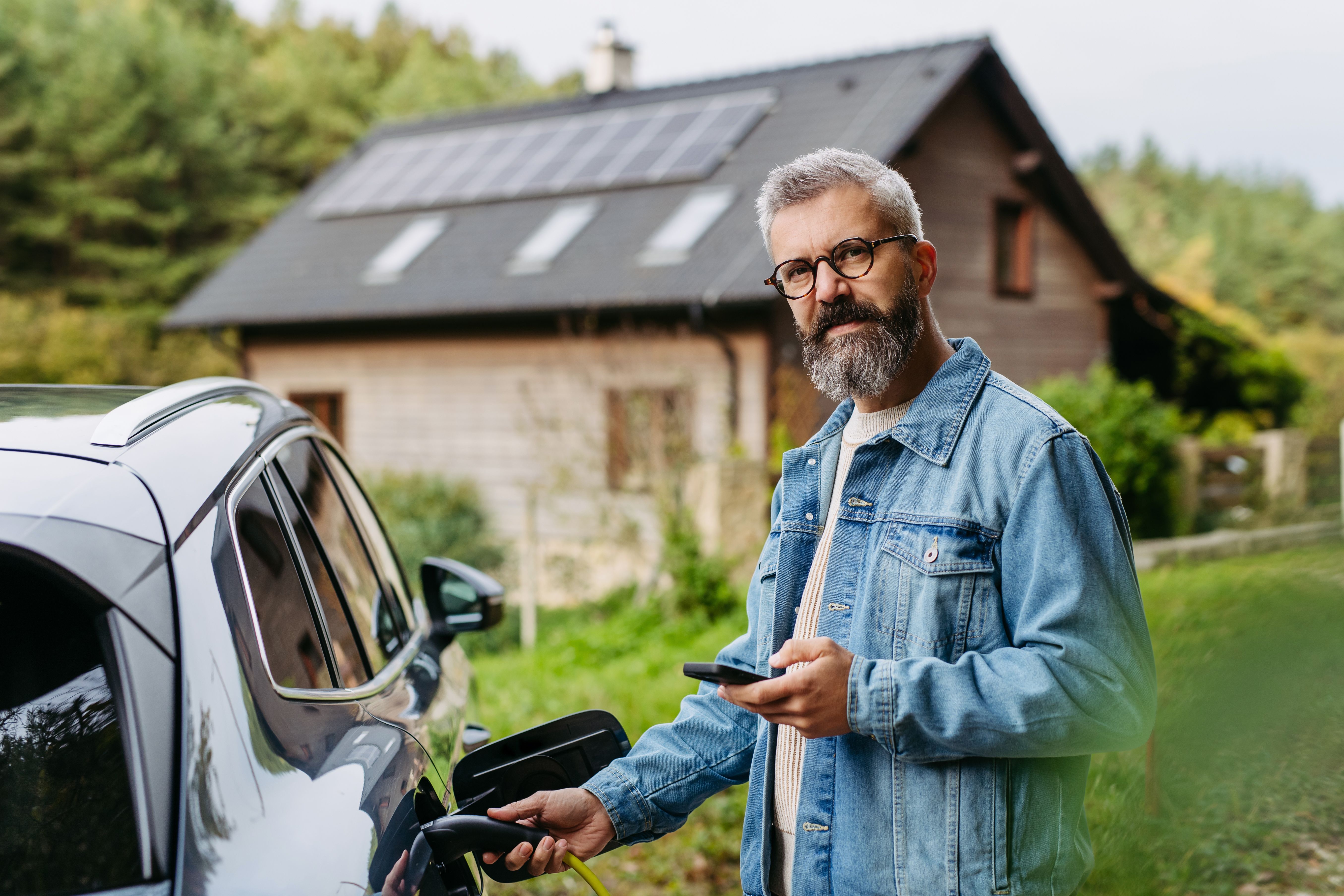 Maison avec un système de recharge combiné