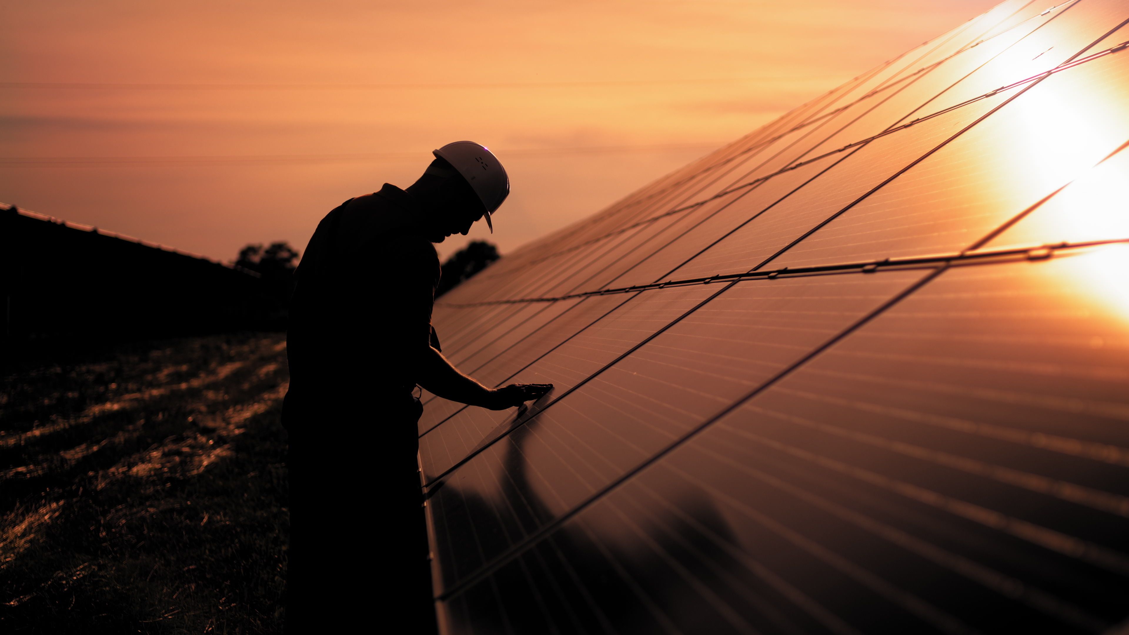 Batería solar en el campo