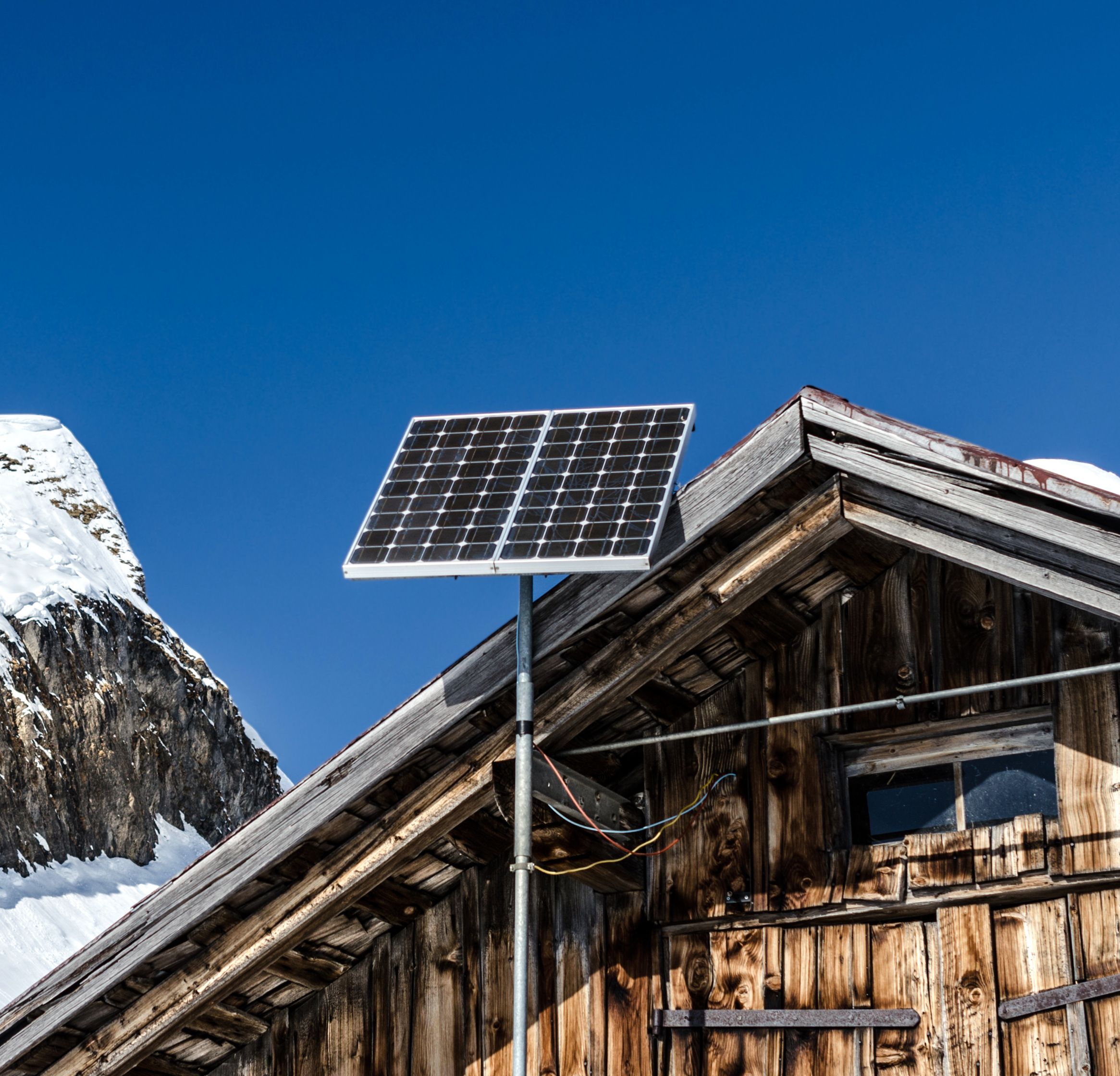 Vurderer du solcellepanel til hytte? Strøm.no Alt om solceller og solenergi (Strøm.no)